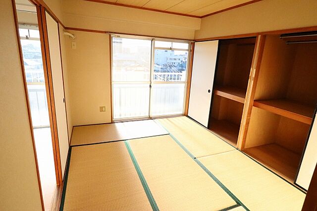 寝室