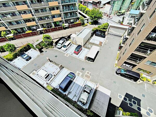 駐車場を拡大表示
