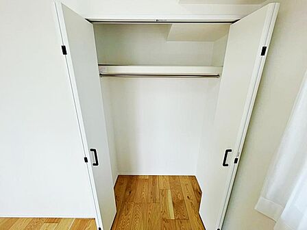 寝室収納。全居室収納あり。