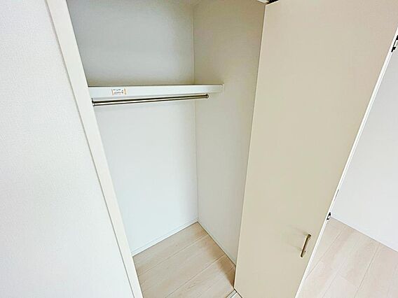 寝室収納