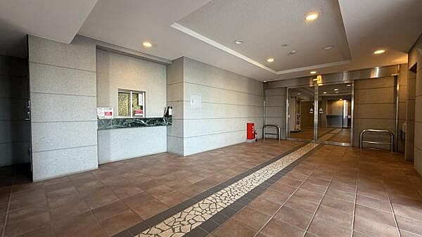 エントランスを拡大表示