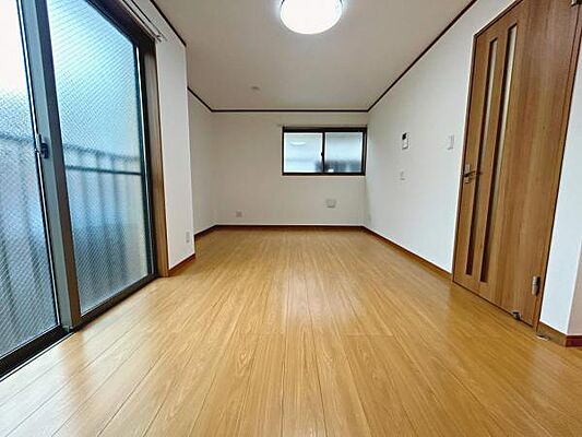 リビング/ダイニング 鹿浜6丁目　中古戸建