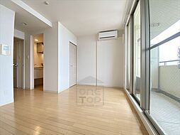 アーバンウェル茨木 11階1Kのリビング/ダイニング