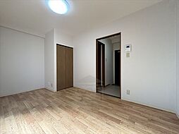 ネオセレス参番館 1階1Kのリビング/ダイニング