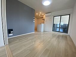 プラシード上泉 2階1LDKのリビング/ダイニング