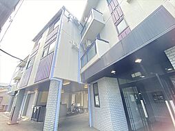 7 / 11