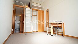 レオパレスKUON幸 2階1Kのリビング/ダイニング