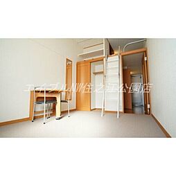 レオパレスシャーマー御崎 3階1Kのリビング/ダイニング