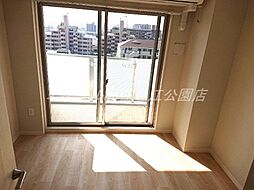 アーバンパーク住之江公園II 7階1Kのリビング/ダイニング