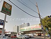 ジャパン住之江店 242m