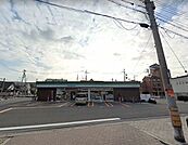 ファミリーマート岸里東二丁目店 416m