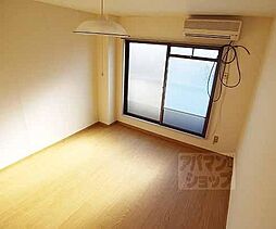 京阪本線 丹波橋駅 徒歩11分の賃貸マンション 3階1Kのリビング/ダイニング