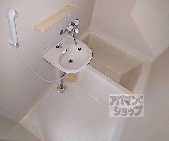 浴室