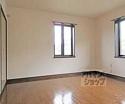 ヴィラ　フルール 205 2階2DKのリビング/ダイニング