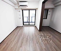 阪急京都本線 烏丸駅 徒歩9分の賃貸マンション 4階1LDKのリビング/ダイニング