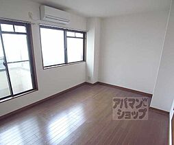 京阪本線 丹波橋駅 徒歩5分の賃貸マンション 3階1Kのリビング/ダイニング