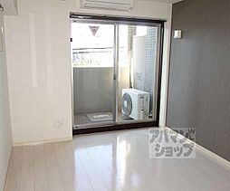 JR東海道・山陽本線 西大路駅 徒歩8分の賃貸マンション 2階1Kのリビング/ダイニング