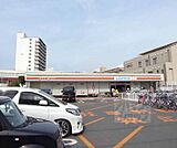 ローソン 伏見向島駅前店まで350m