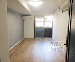 フェリーチェ御陵 111 1階1Kのリビング/ダイニング