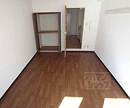 京都市営烏丸線 くいな橋駅 徒歩1分の賃貸マンション 4階1Kのリビング/ダイニング