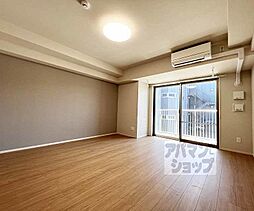 阪急京都本線 烏丸駅 徒歩5分の賃貸マンション 3階1LDKのリビング/ダイニング