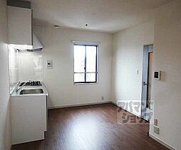 アクロポリスＴ 110 1階3DKのリビング/ダイニング