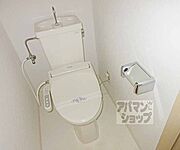 清潔感のあるトイレです