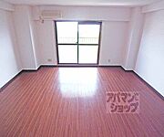 北向きの洋室です。