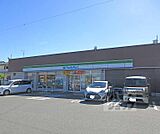 ファミリーマート 伏見向島本丸店まで130m