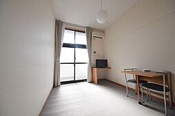 レオパレスメイフラワー 106 1階1Kのリビング/ダイニング