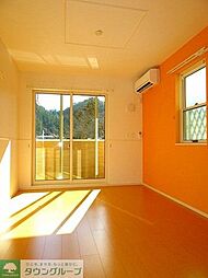 JR五日市線 武蔵五日市駅 バス7分 羽生下車 徒歩2分の賃貸アパート 1階2DKのリビング/ダイニング