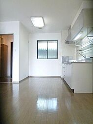 メゾンエトワル 205 2階2LDKのリビング/ダイニング