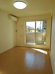 ルレエシャトーII 2階1LDKのリビング/ダイニング