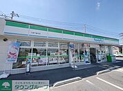 ファミリーマート入間下藤沢店 徒歩8分。コンビニ 600m