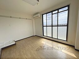 ジュネス神殿 4階1Kのリビング/ダイニング