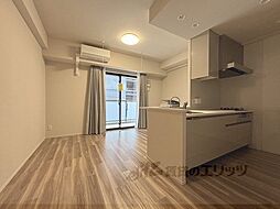 近鉄奈良線 生駒駅 徒歩2分の賃貸マンション 2階1LDKのリビング/ダイニング