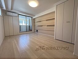 リグノ天理 201 2階1Kのリビング/ダイニング