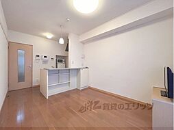 レオパレス南阪手 107 1階2DKのリビング/ダイニング