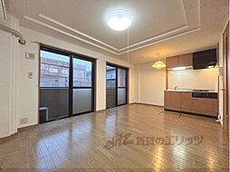 近鉄大阪線 桜井駅 徒歩8分の賃貸アパート 1階1LDKのリビング/ダイニング