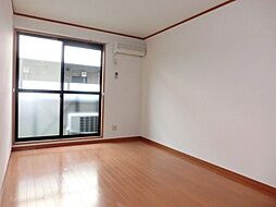 フレア・プランドールB 205 2階1Kのリビング/ダイニング