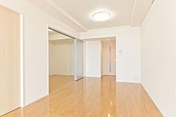 ユニゾンタワー 3007 30階2LDKのリビング/ダイニング