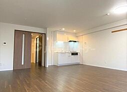 京成本線 江戸川駅 徒歩7分の賃貸マンション 4階ワンルームのリビング/ダイニング