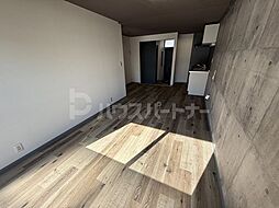 JR総武線 小岩駅 徒歩14分の賃貸マンション 3階1LDKのリビング/ダイニング