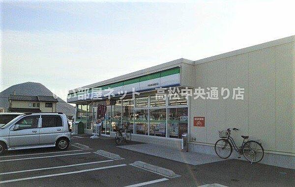 画像15:ファミリーマート宇多津長縄手店まで1100m