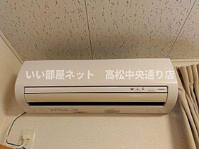 レオパレスLadyGrayII 203 ｜ 香川県高松市川島東町（賃貸アパート1K・2階・28.02㎡） その3