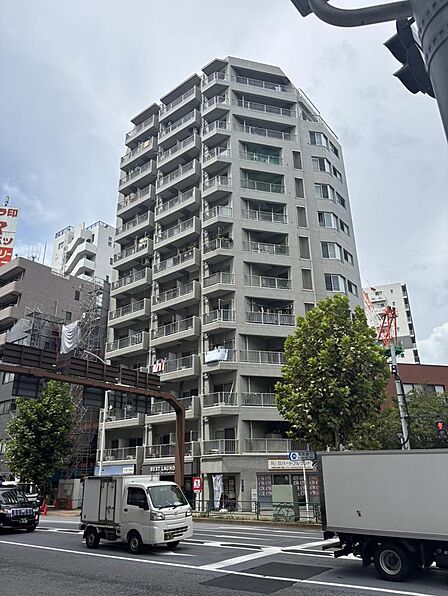 「ペガサスマンション浅草」13階建てマンション