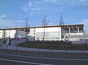 神奈川県立保健福祉大学 徒歩59分。大学・短大 4690m
