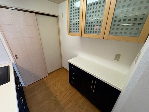 画像22:キッチン別角度です。冷蔵庫を置くスペースもあります！
