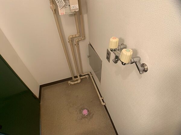 画像18:室内洗濯機置場です。水漏れ対策がないと安心できませんよね
