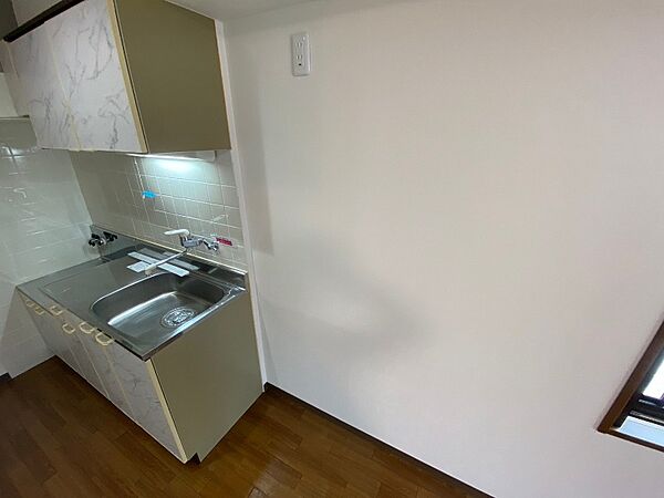 画像22:こちらは冷蔵庫置場です！スペースがしっかり確保されてます！